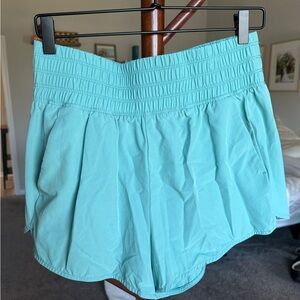 Old Navy Active Extra High-Rise Quick-Dry Running Shorts - M